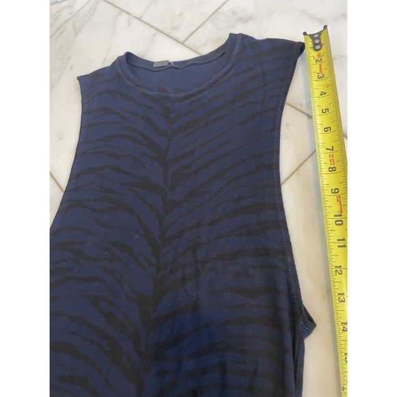 Indah Women’s Sleeveless Mini Dress Black And Navy Zebra Print Large Arm Opening - Picture 4 of 11